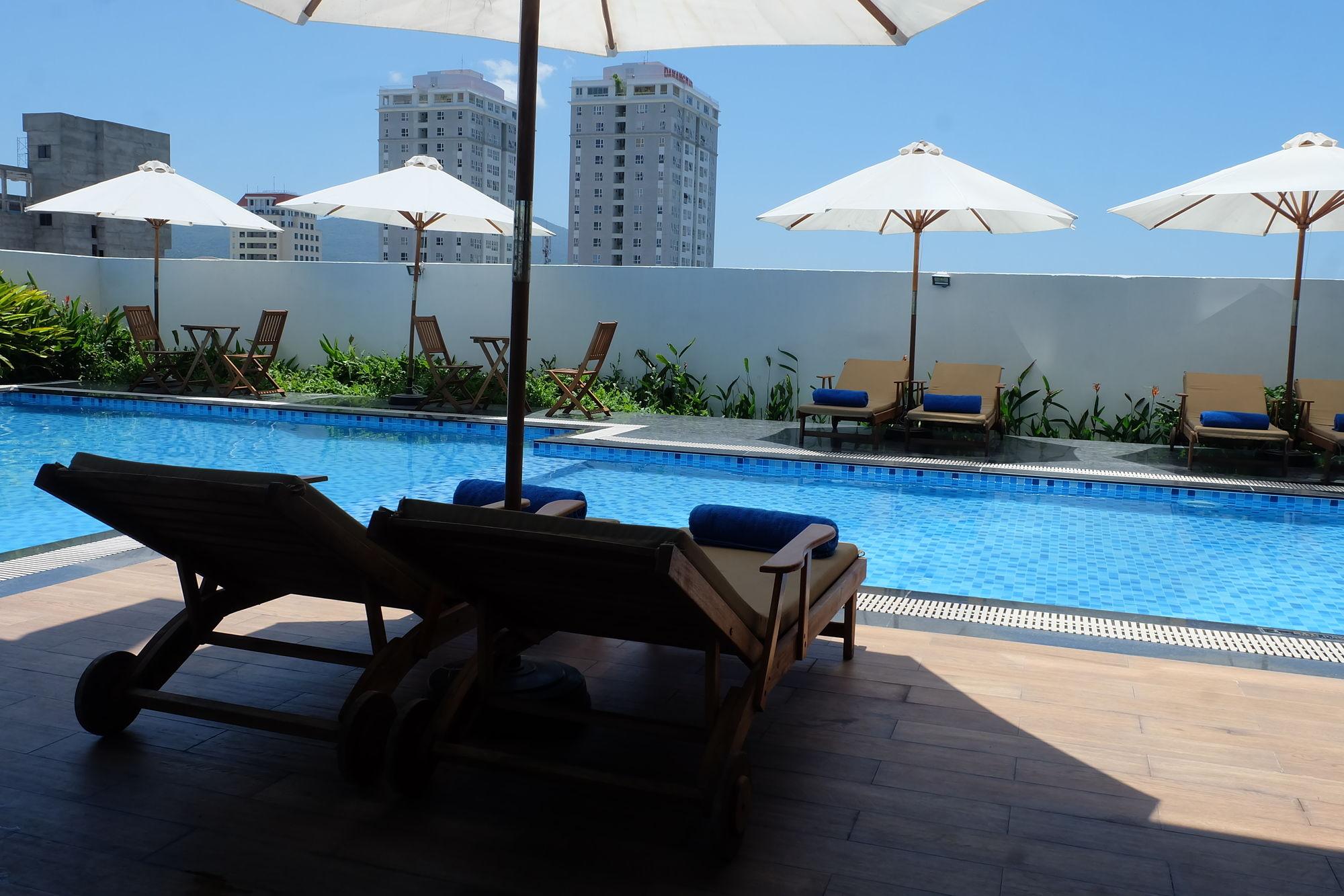 Da Nang Han River Hotel Exterior foto