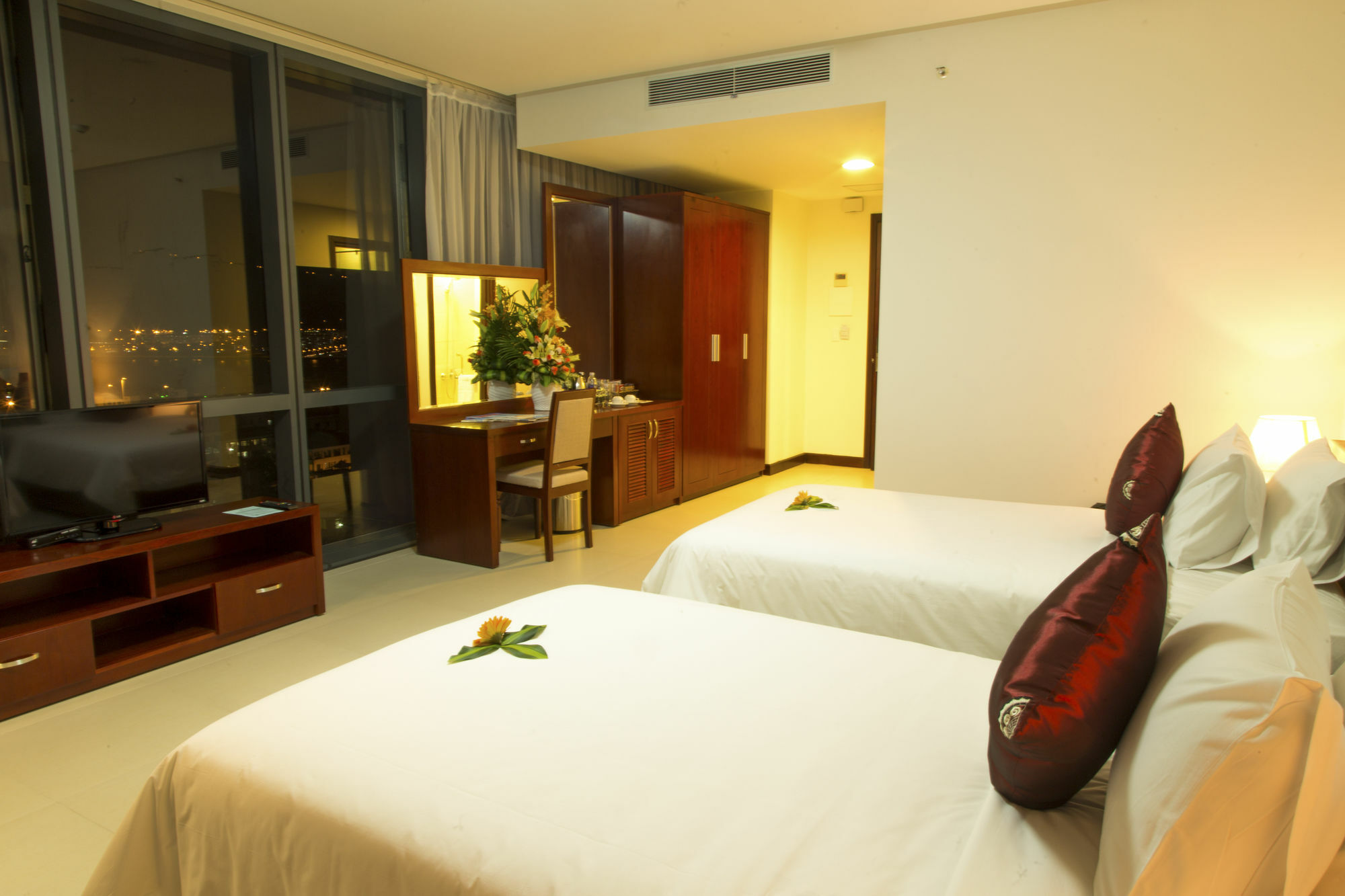 Da Nang Han River Hotel Exterior foto